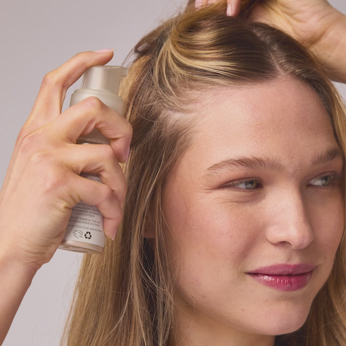 Shampooing sec volumineux aux protéines de riz - Invisible 28.4g