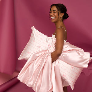 Satin Pillowcase in Striped Bows