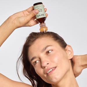 Applicatore di olio per il cuoio capelluto + pacchetto di olio di biotina
