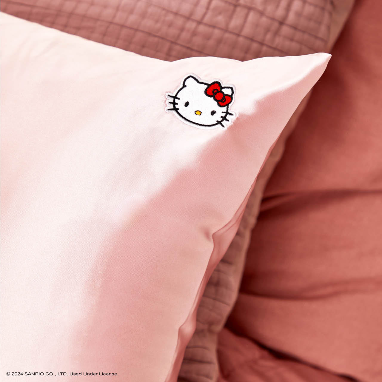 Kitsch x Hello Kitty Satin Pillowcase in Pink Hello Kitty Face - King